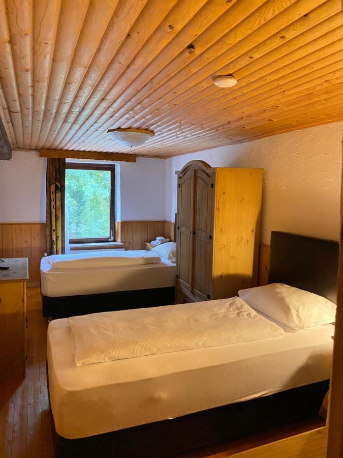 Hotel Altes Faehrhaus ドゥイスブルグ エクステリア 写真